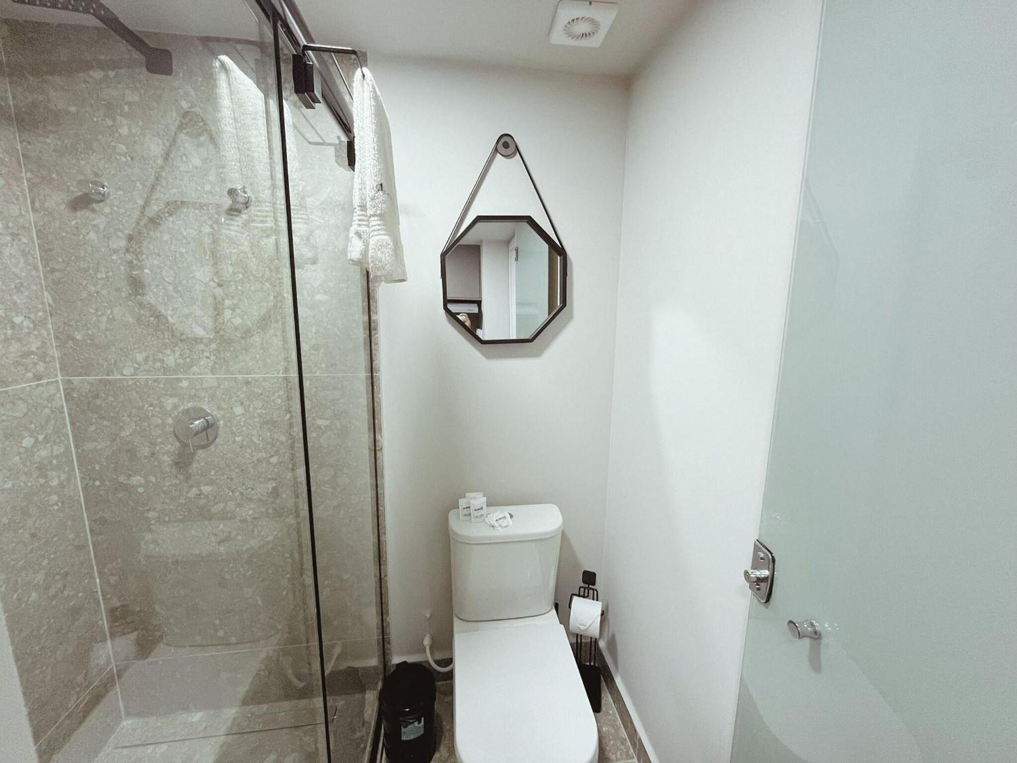 Setai Yacht Premium - By Almare Flats Apartment
