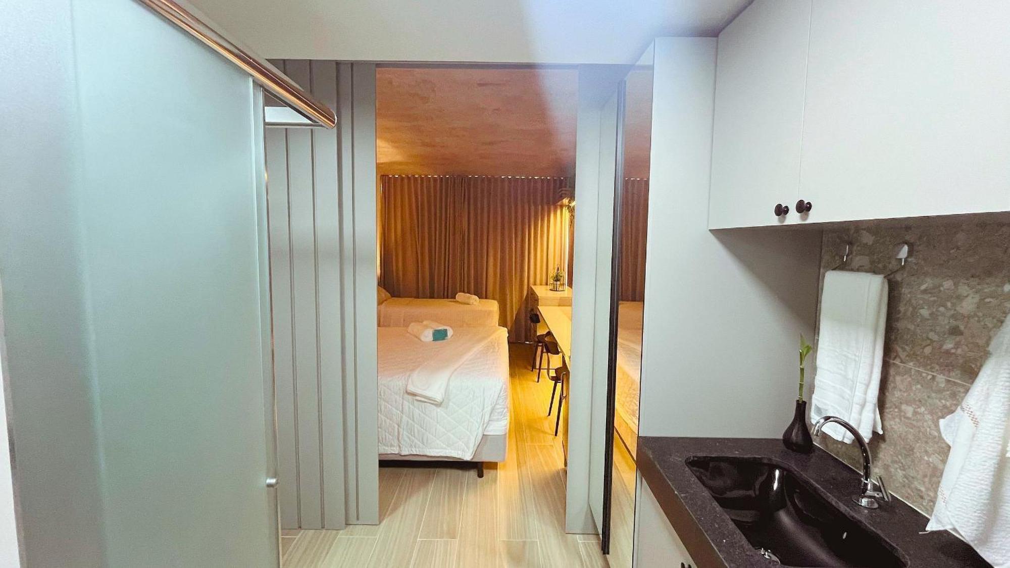 Setai Yacht Premium - By Almare Flats Apartment *